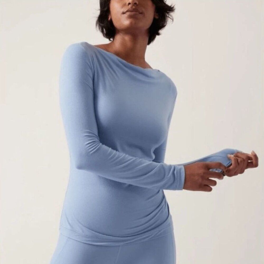 Athleta Weekender Top Size L